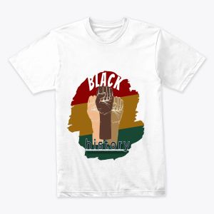 تي شيرت "أنا أسود" احتفالًا بفخر الأمريكيين الأفارقة في شهر التاريخ